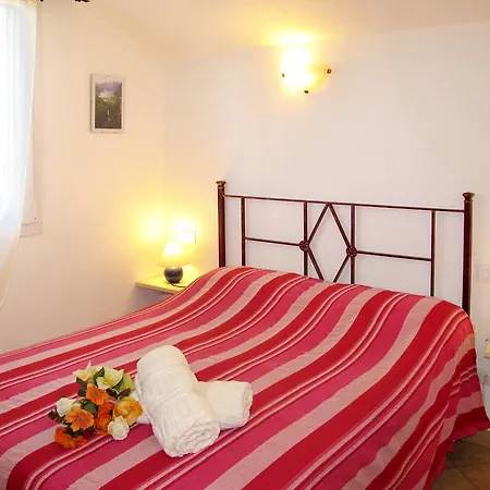 Residenz Uliveto 203s Apartman Civezza
